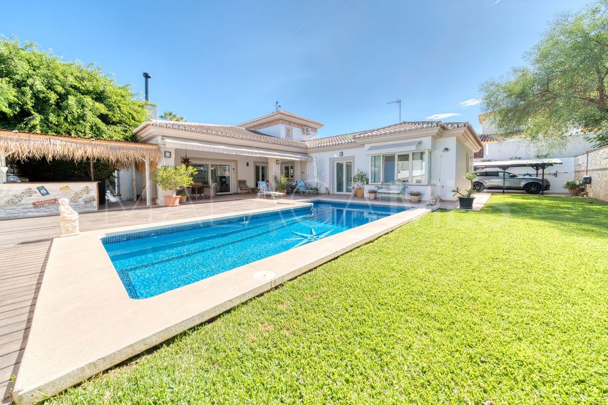 Villa for sale in Sierrezuela