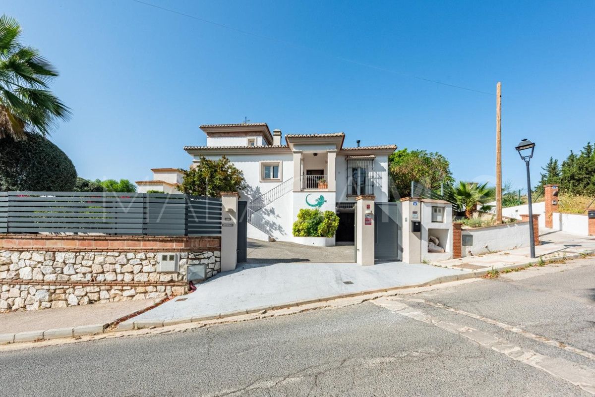 Villa for sale in Sierrezuela