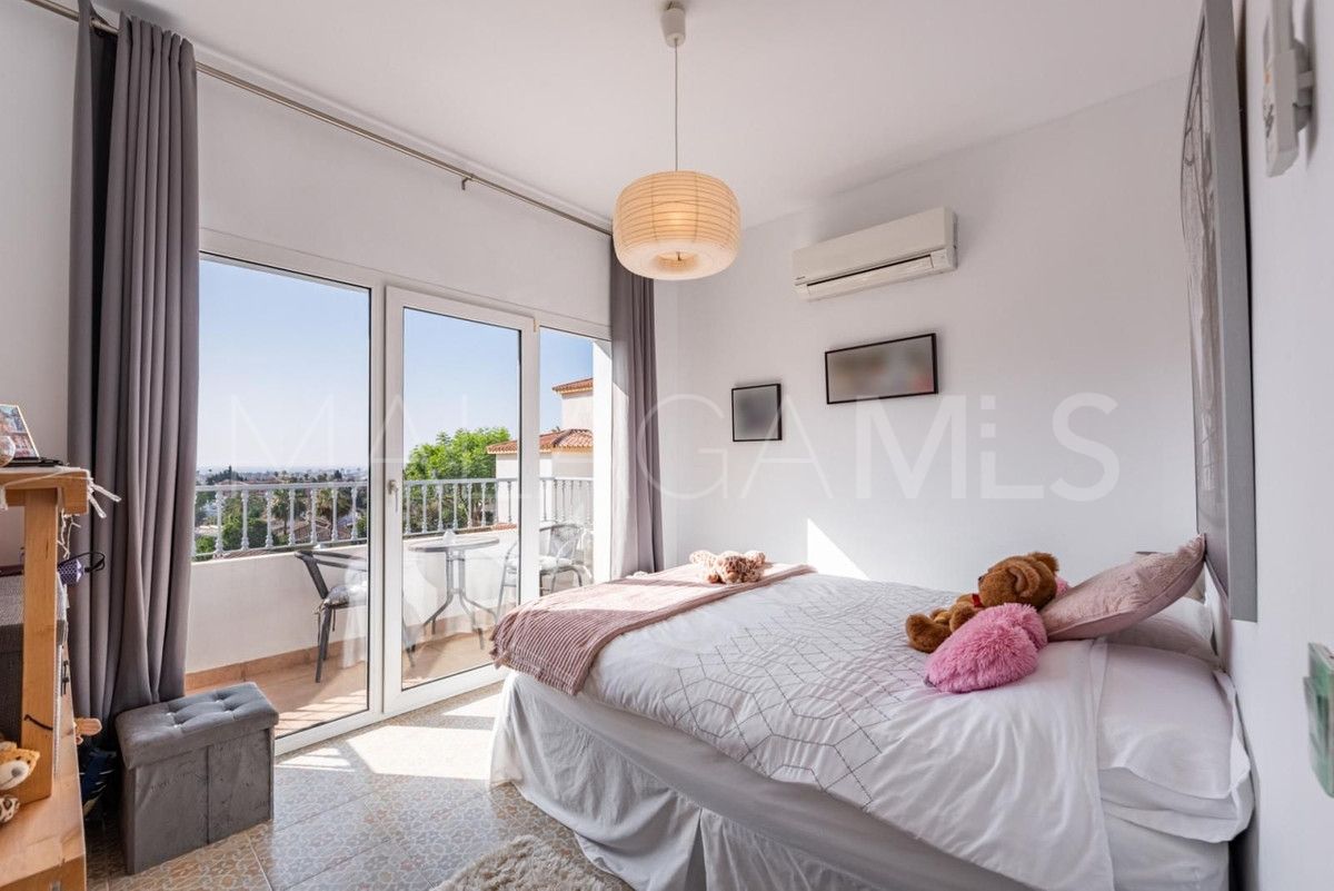 Villa for sale in Sierrezuela