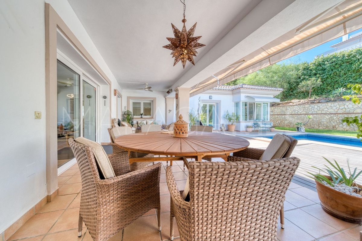 Villa for sale in Sierrezuela