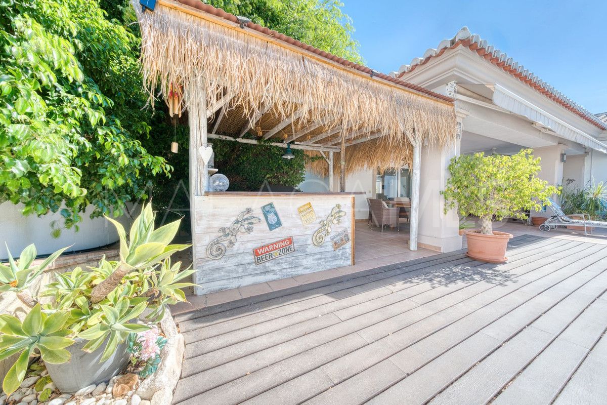 Villa for sale in Sierrezuela