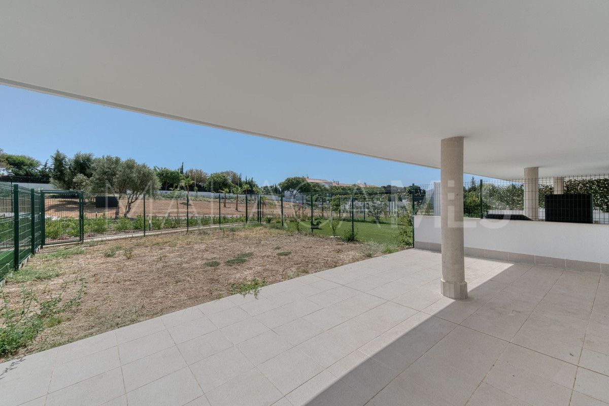 Erdgeschosswohnung for sale in Estepona