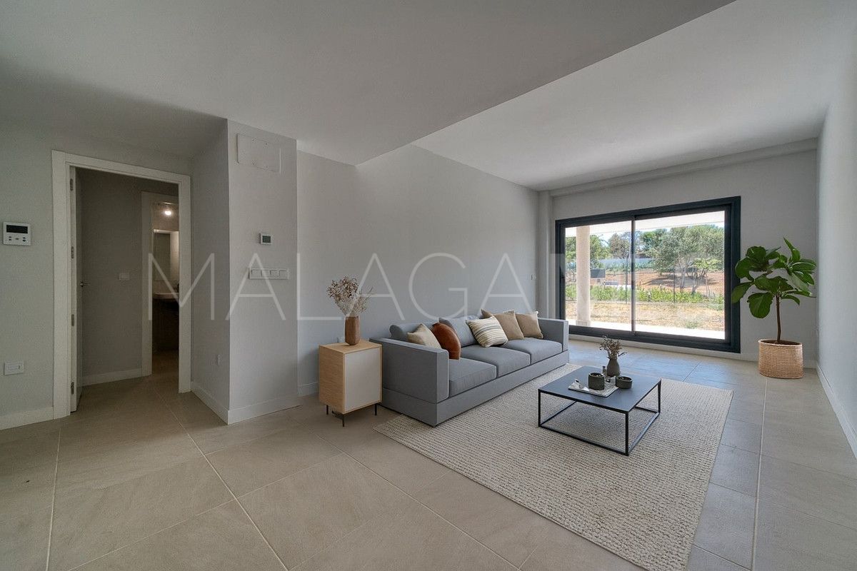 Erdgeschosswohnung for sale in Estepona