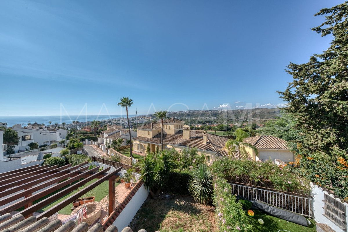 Maison de ville for sale in La Duquesa