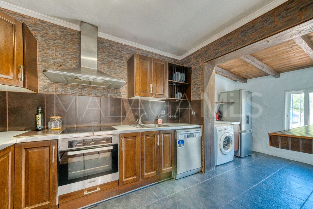 Maison de ville for sale in La Duquesa