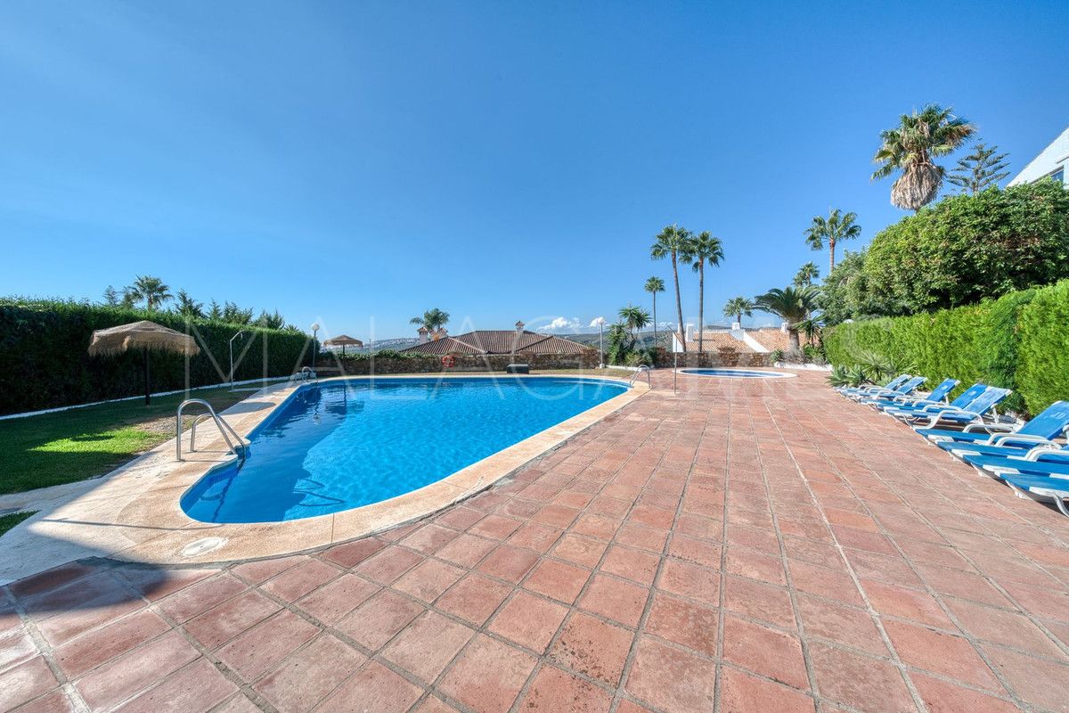 Maison de ville for sale in La Duquesa
