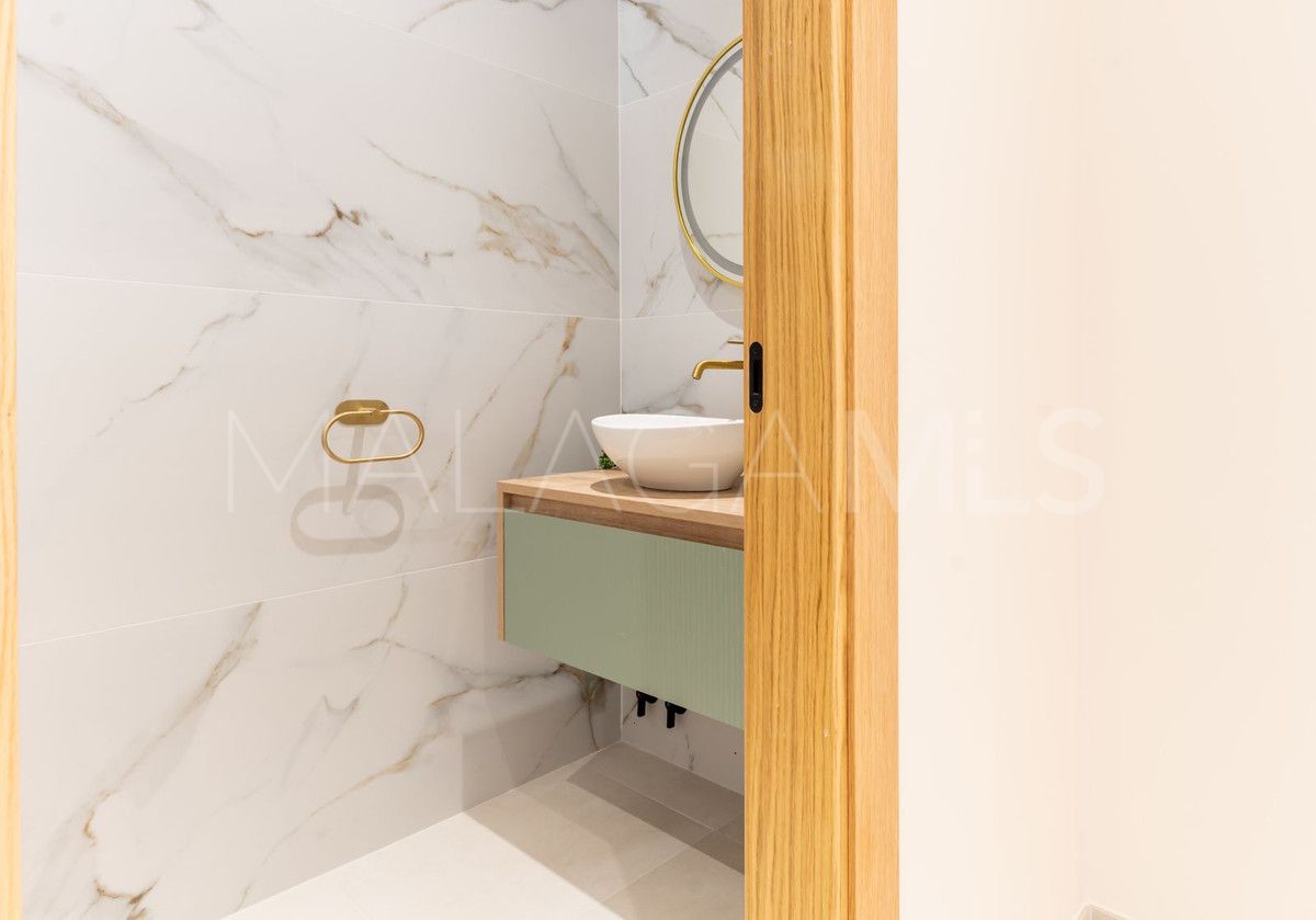 Town house for sale in New Golden Mile