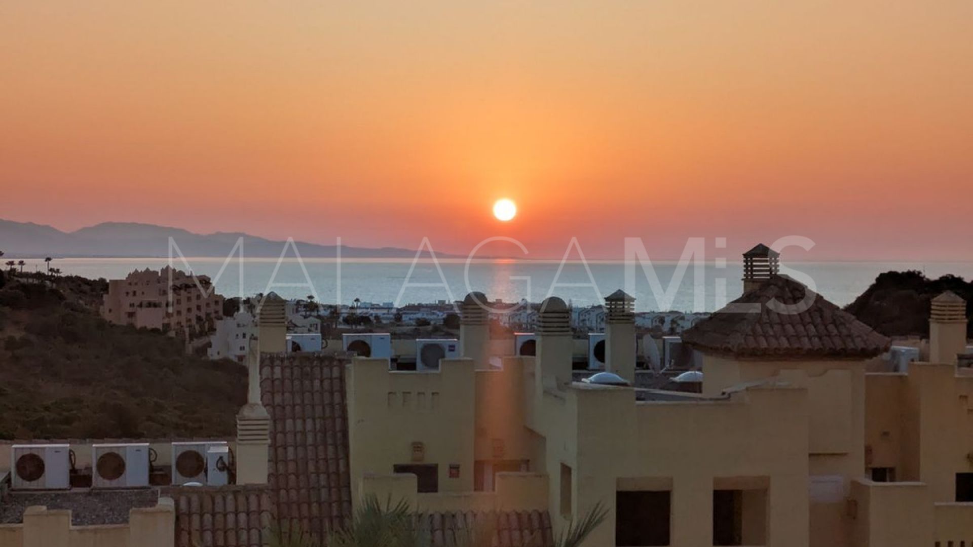 Apartamento for sale in La Duquesa de 2 bedrooms