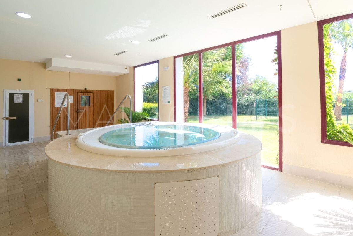 Villa for sale in Benahavis