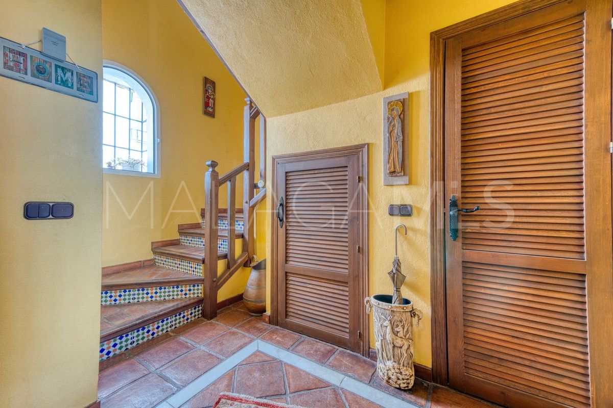 Se vende adosado in Benahavis with 3 bedrooms