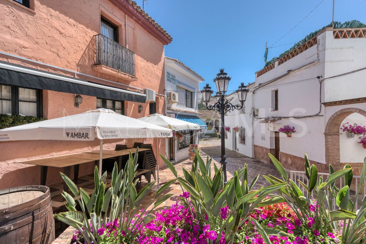 Se vende adosado in Benahavis with 3 bedrooms