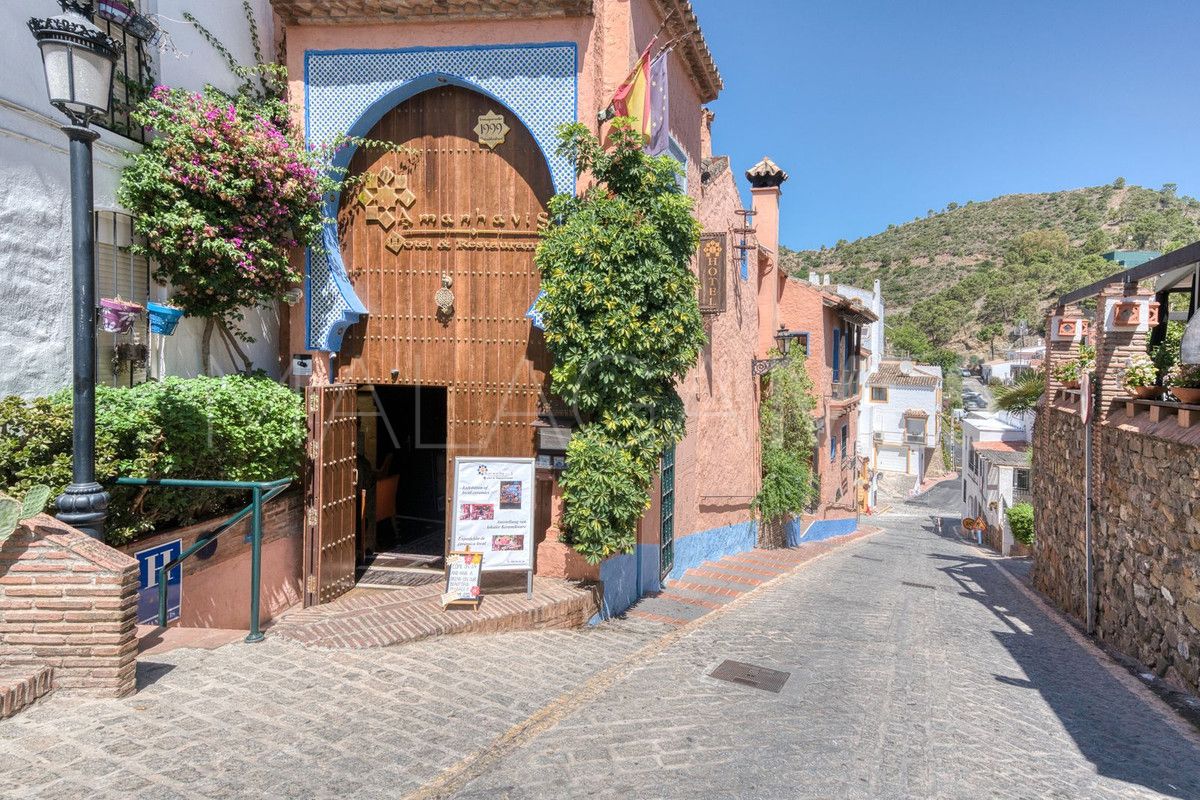 Se vende adosado in Benahavis with 3 bedrooms