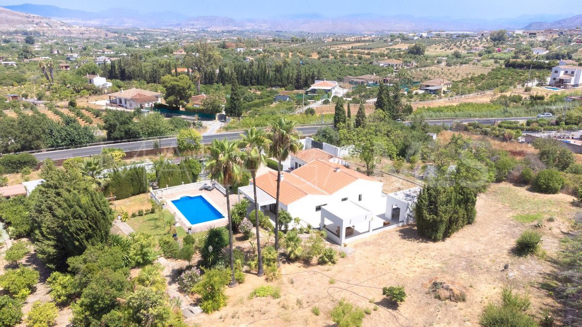 Villa for sale in Alhaurin el Grande