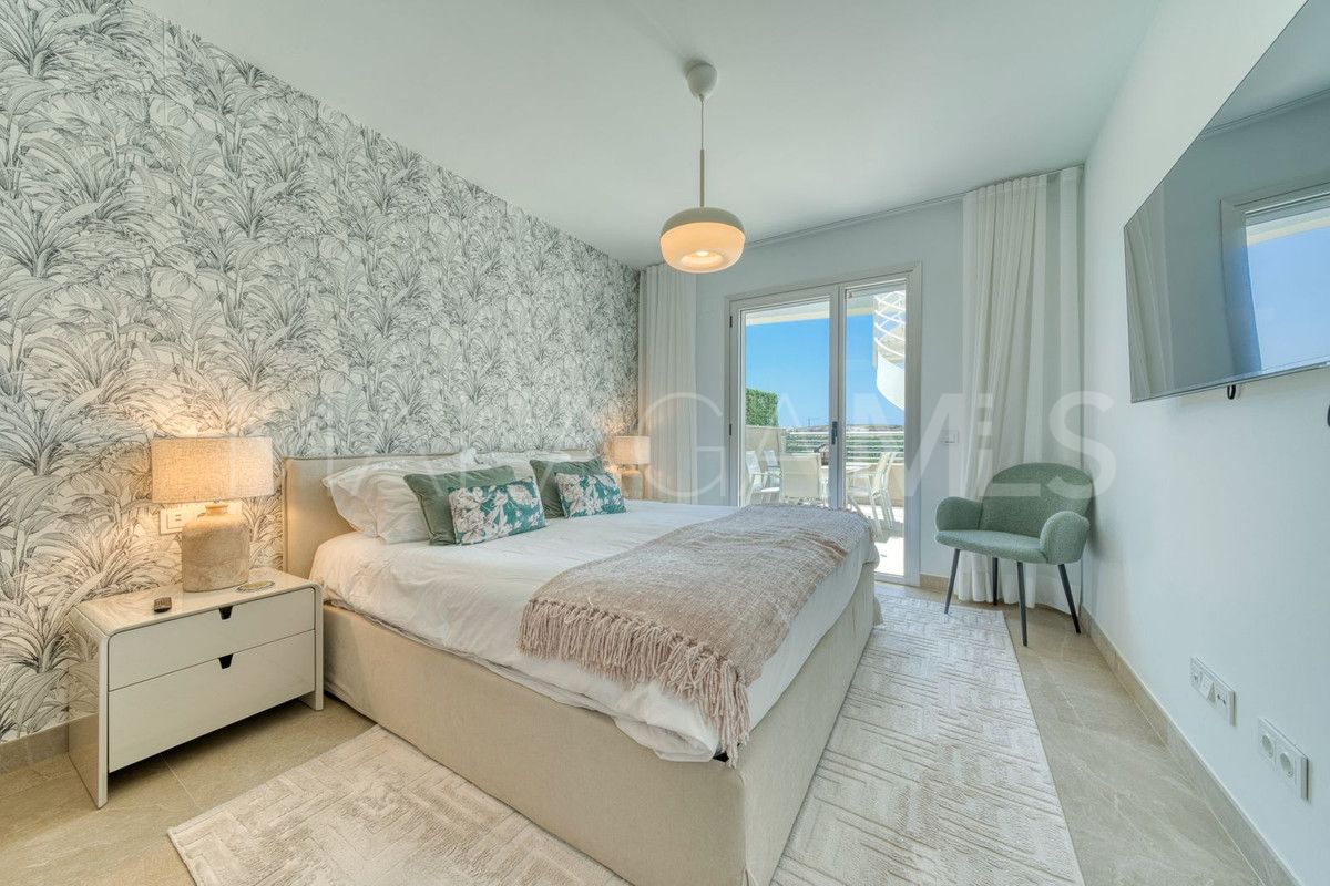 Ático for sale with 2 bedrooms in Estepona