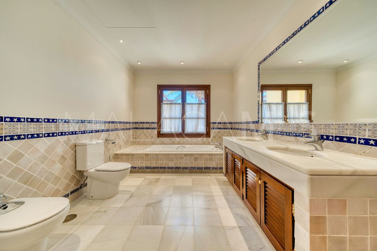 Villa for sale in La Zagaleta