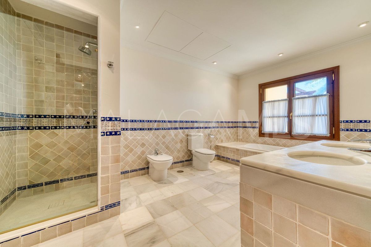 Villa for sale in La Zagaleta