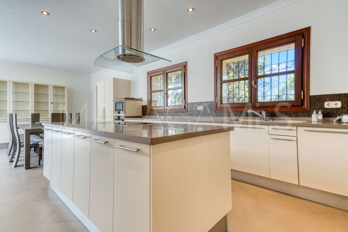 Villa for sale in La Zagaleta