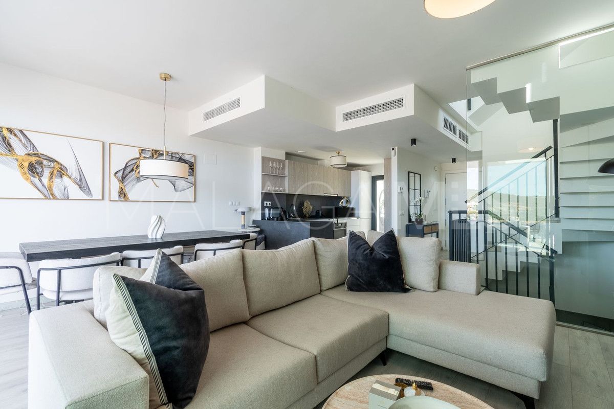 Buy villa with 3 bedrooms in Manilva