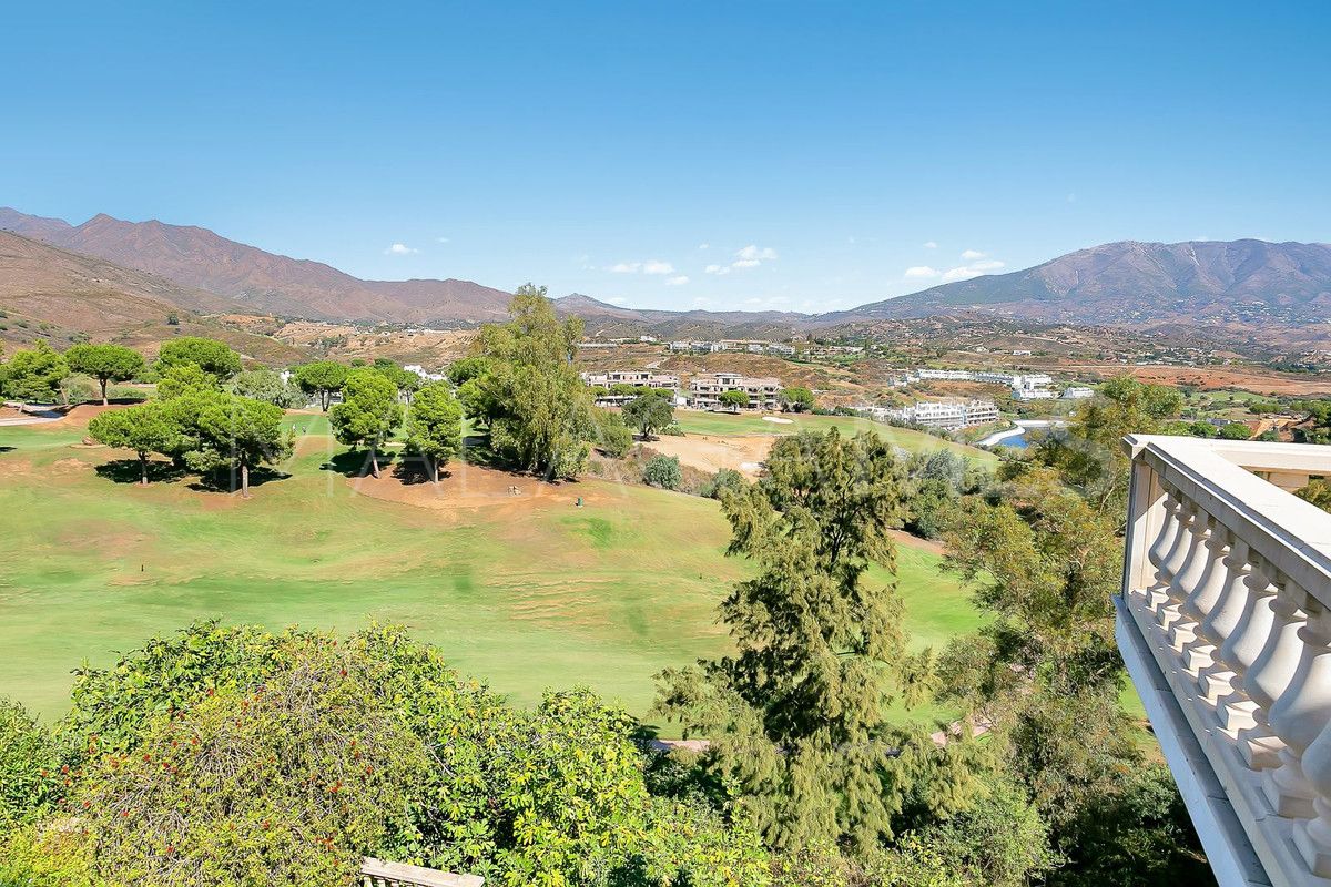 Villa for sale in La Cala Golf Resort