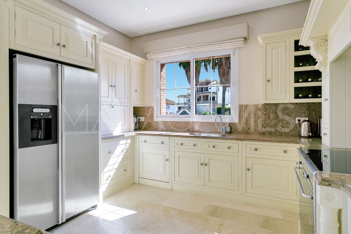 Villa for sale in La Cala Golf Resort