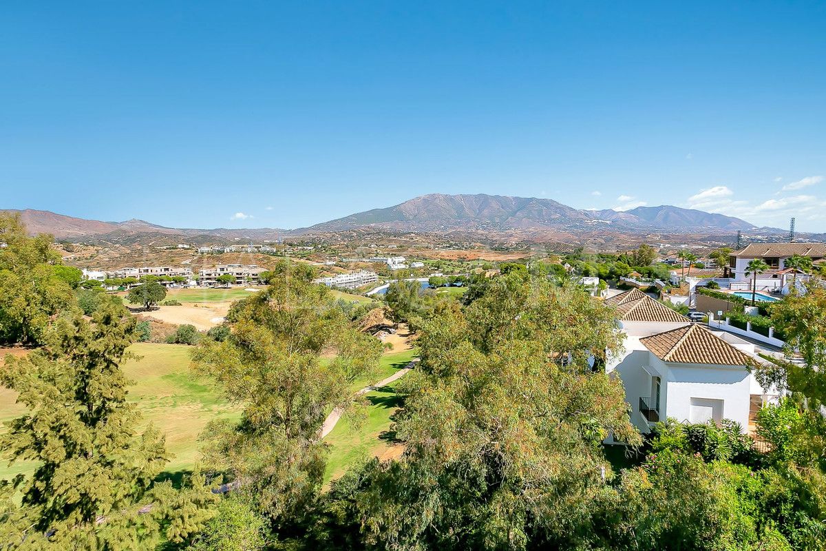 Villa for sale in La Cala Golf Resort