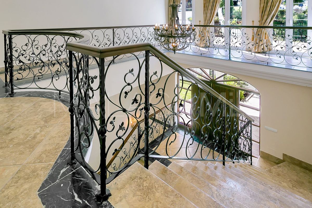Villa for sale in La Cala Golf Resort