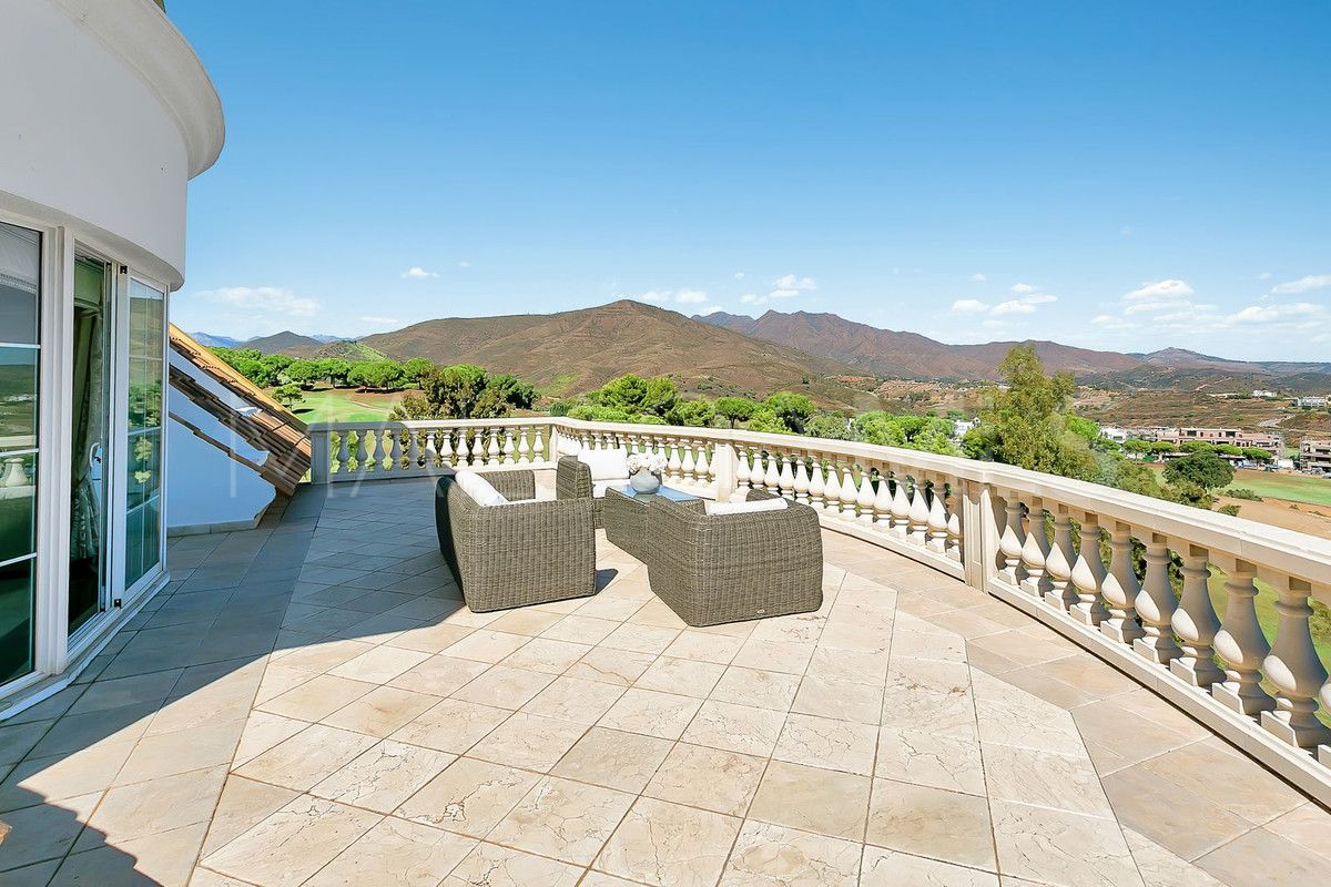 Villa for sale in La Cala Golf Resort