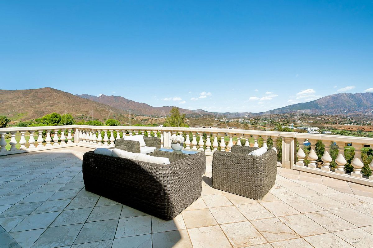 Villa for sale in La Cala Golf Resort