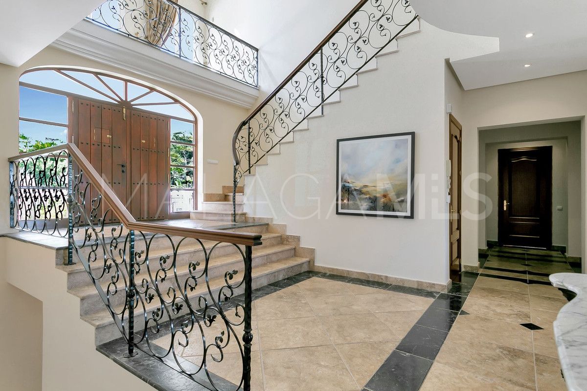 Villa for sale in La Cala Golf Resort