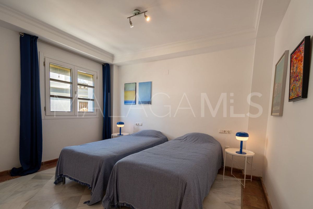 Town house for sale in La Heredia with 3 bedrooms