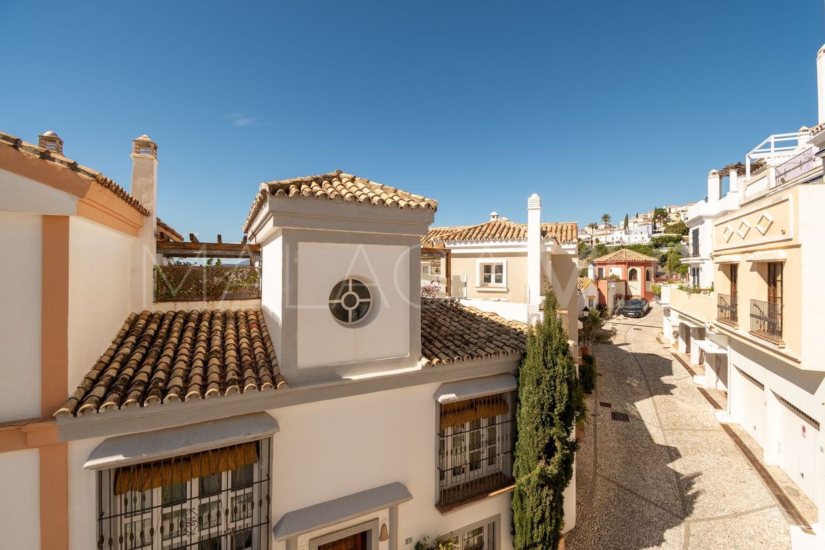 Town house for sale in La Heredia with 3 bedrooms