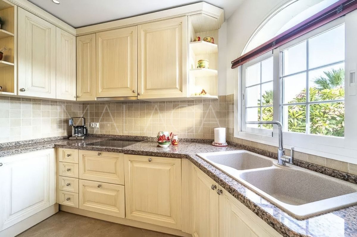 Se vende villa with 5 bedrooms in Torreblanca