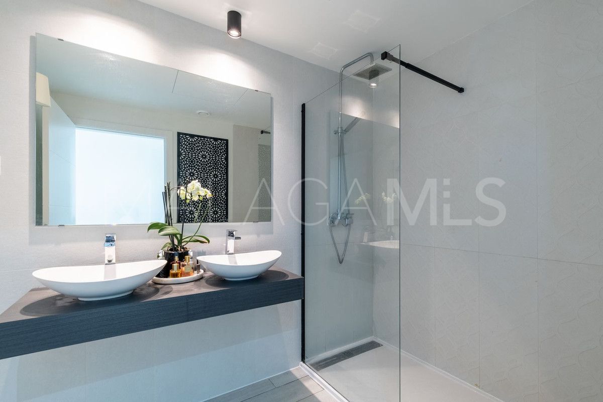 Buy Manilva 3 bedrooms villa
