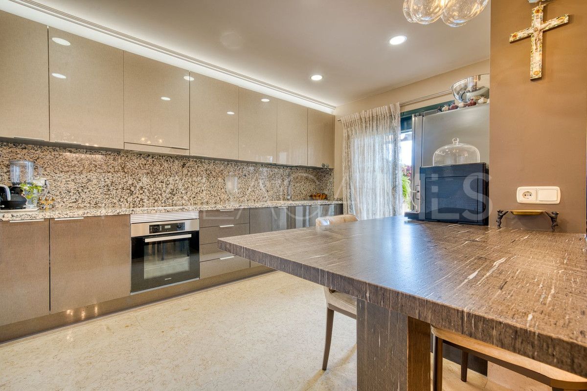 Erdgeschosswohnung for sale in Benahavis