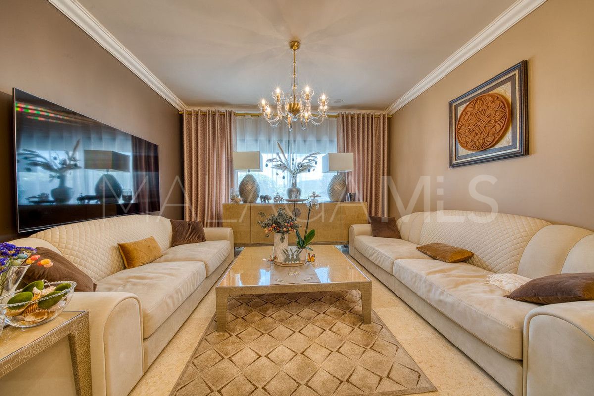 Erdgeschosswohnung for sale in Benahavis