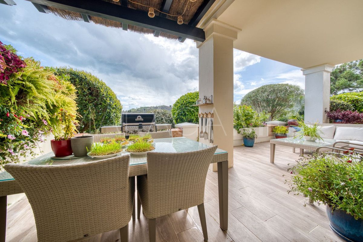 Erdgeschosswohnung for sale in Benahavis