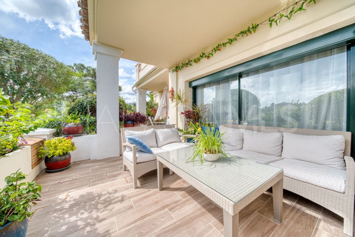 Erdgeschosswohnung for sale in Benahavis