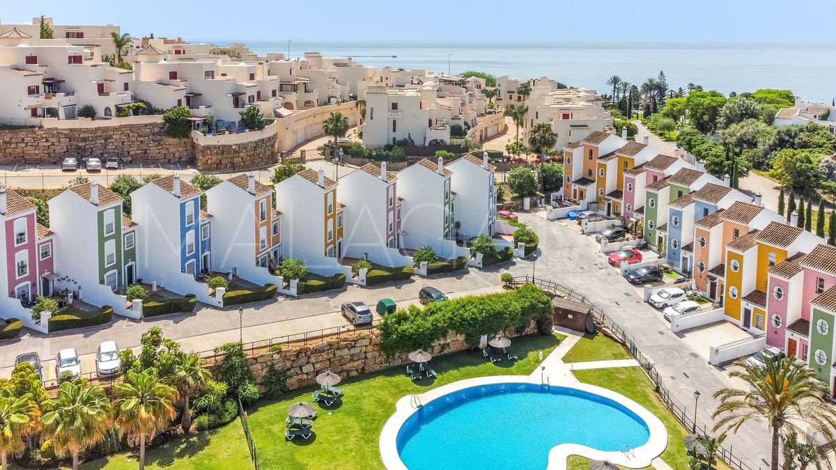 Radhus for sale in Casares Playa
