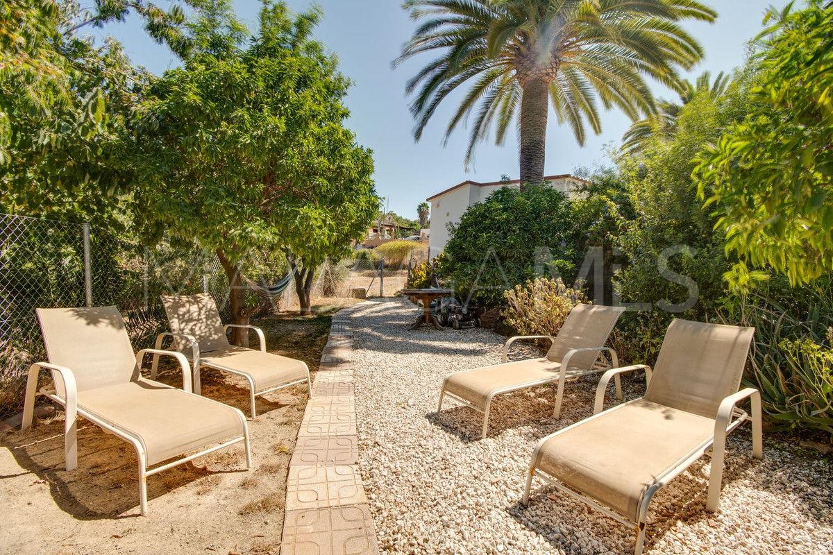 Villa for sale in Coin