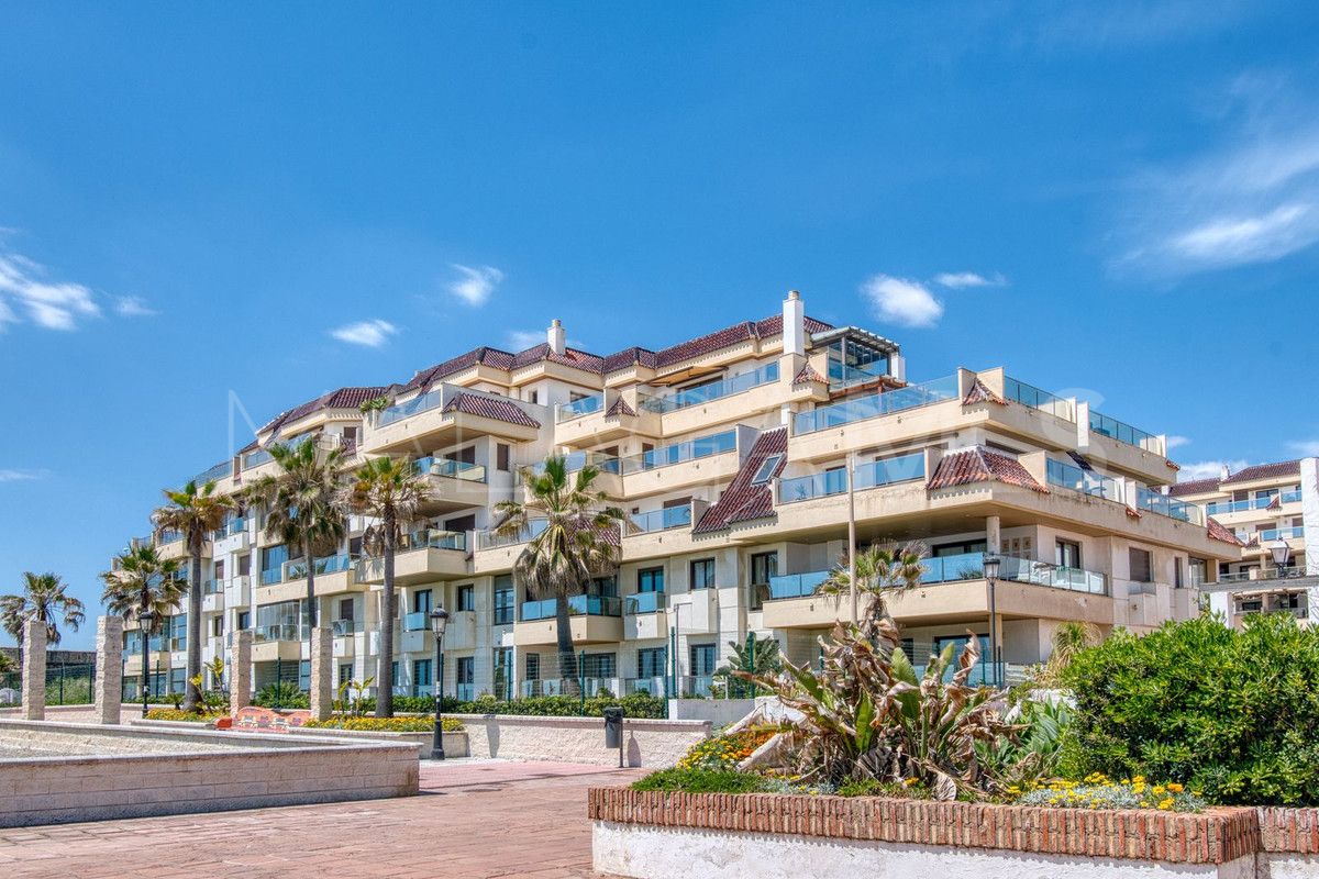 For sale La Duquesa ground floor apartment