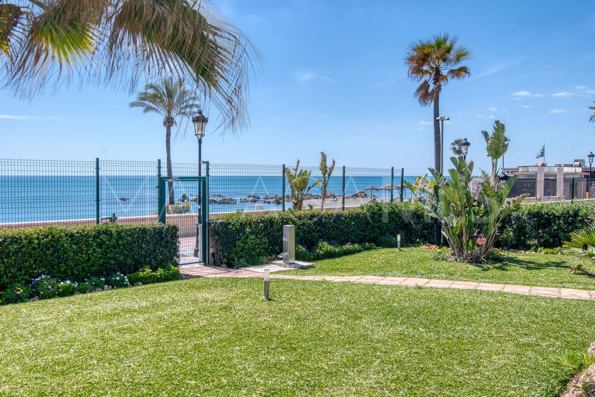 For sale La Duquesa ground floor apartment