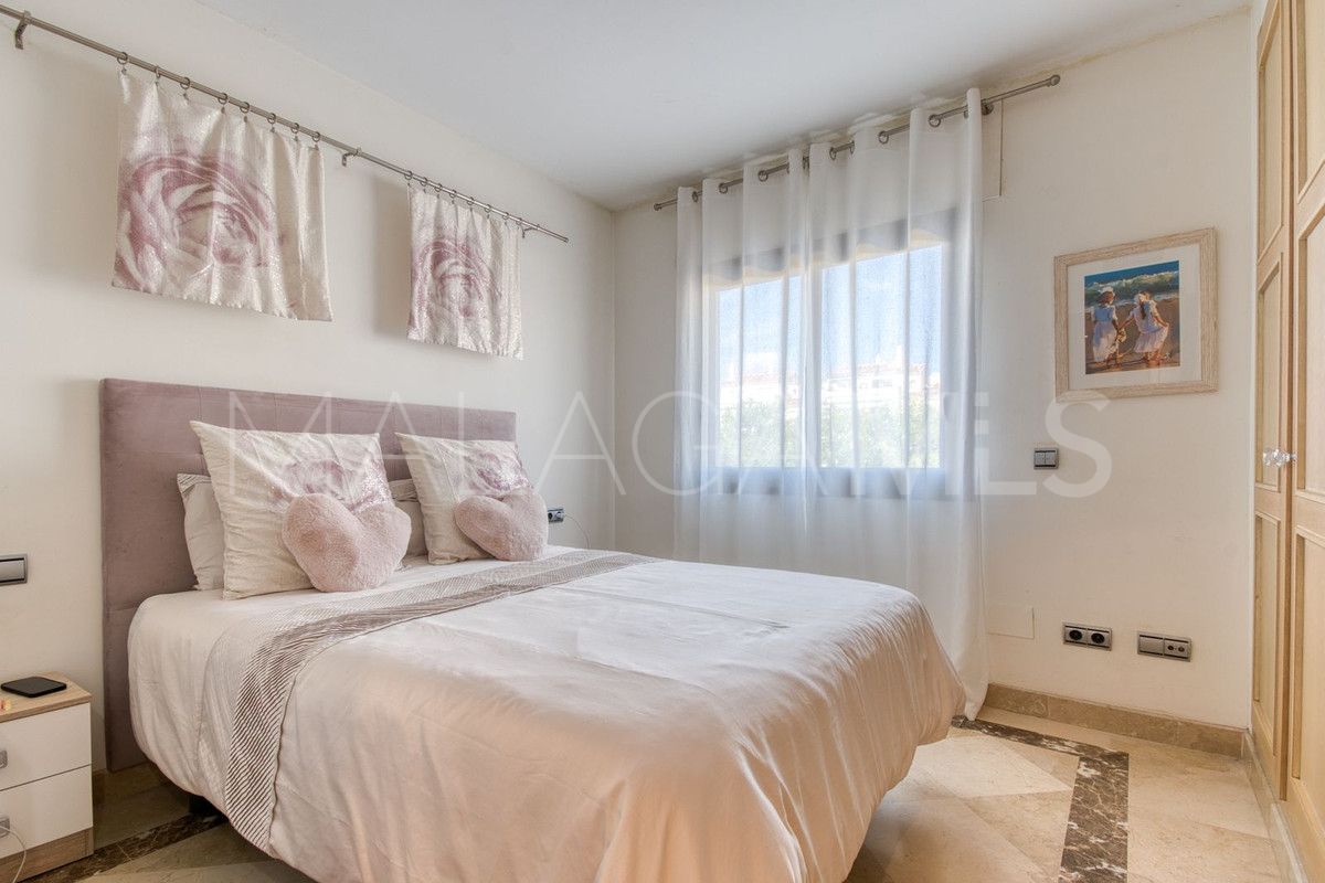 For sale La Duquesa ground floor apartment
