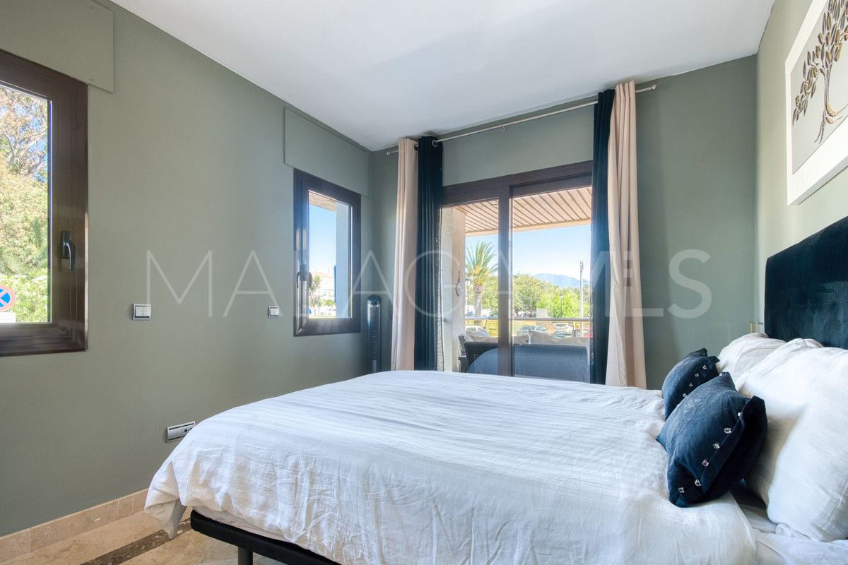 For sale La Duquesa ground floor apartment