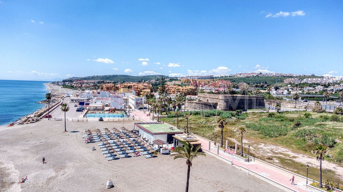 For sale La Duquesa ground floor apartment