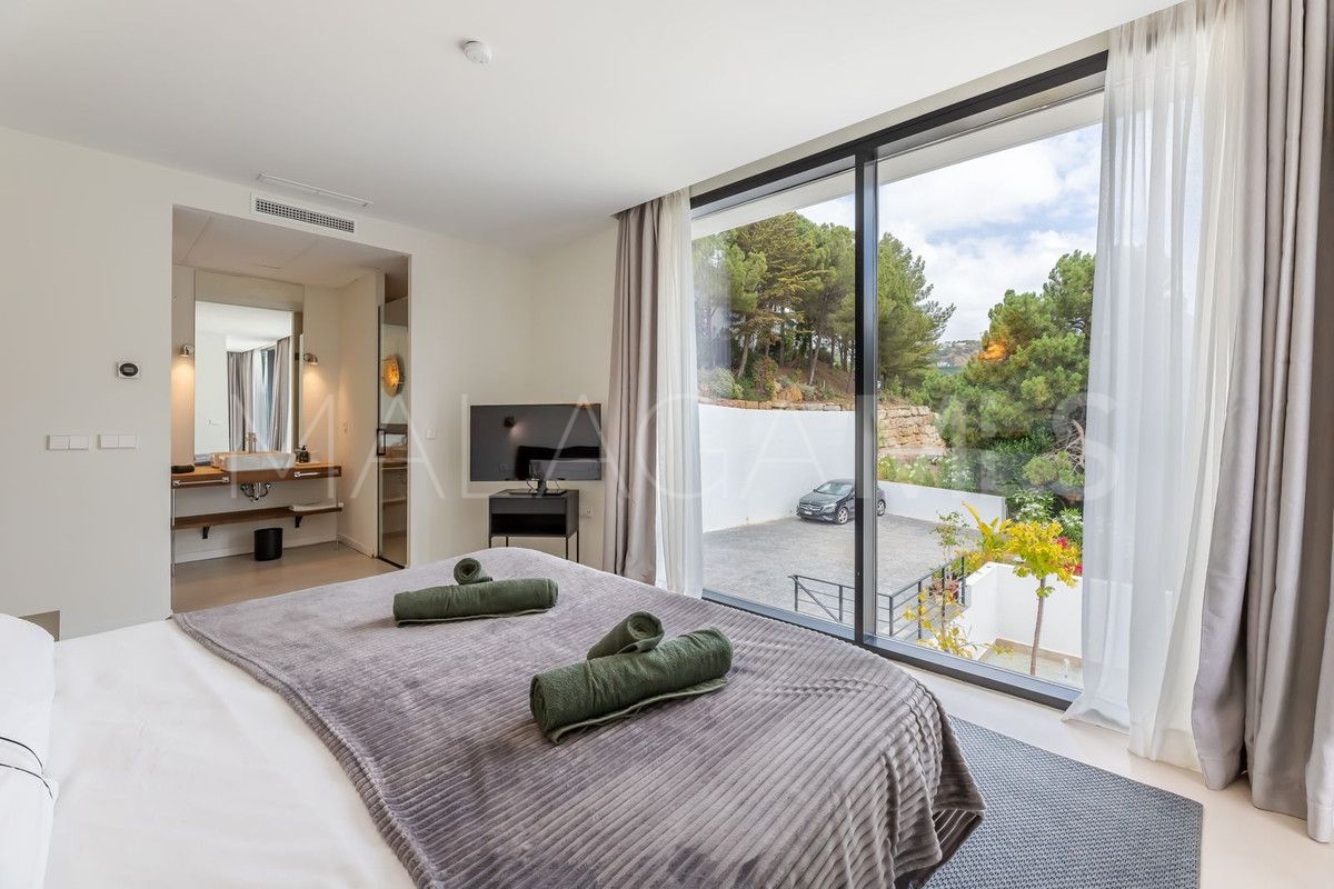Villa de 6 bedrooms a la venta in Benahavis