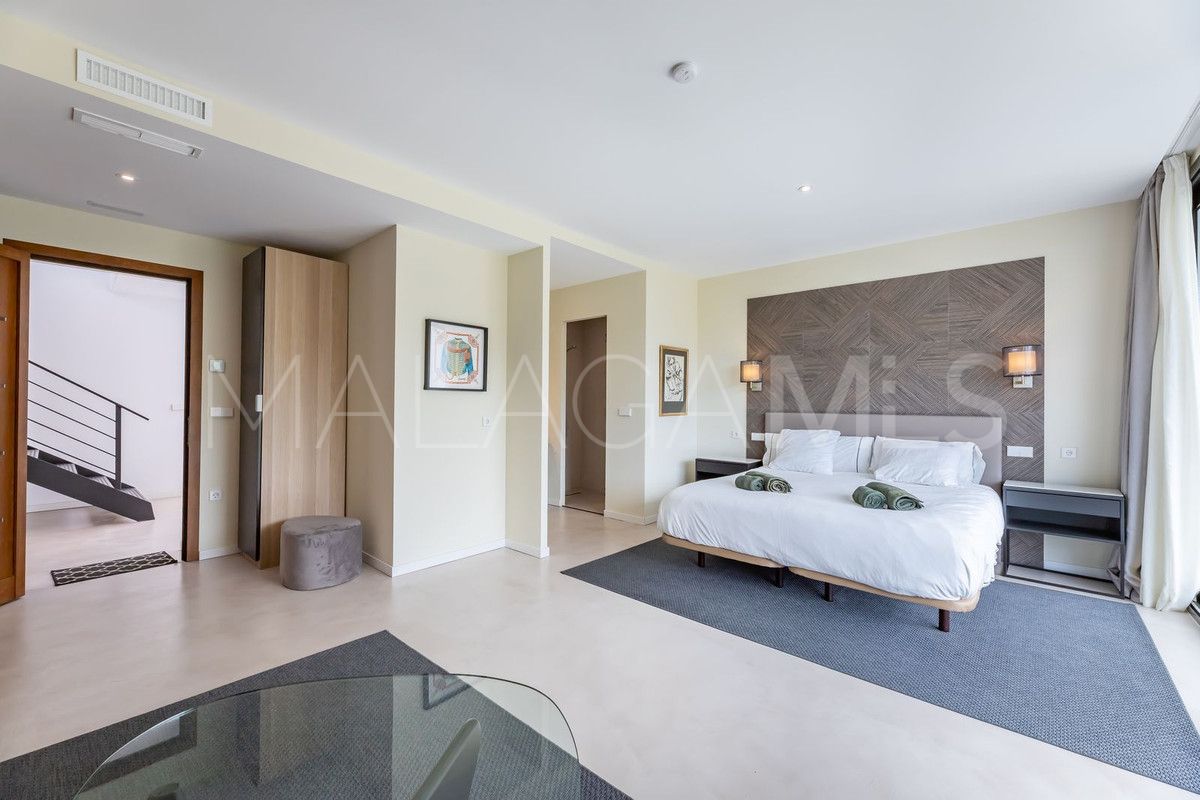 Villa de 6 bedrooms a la venta in Benahavis