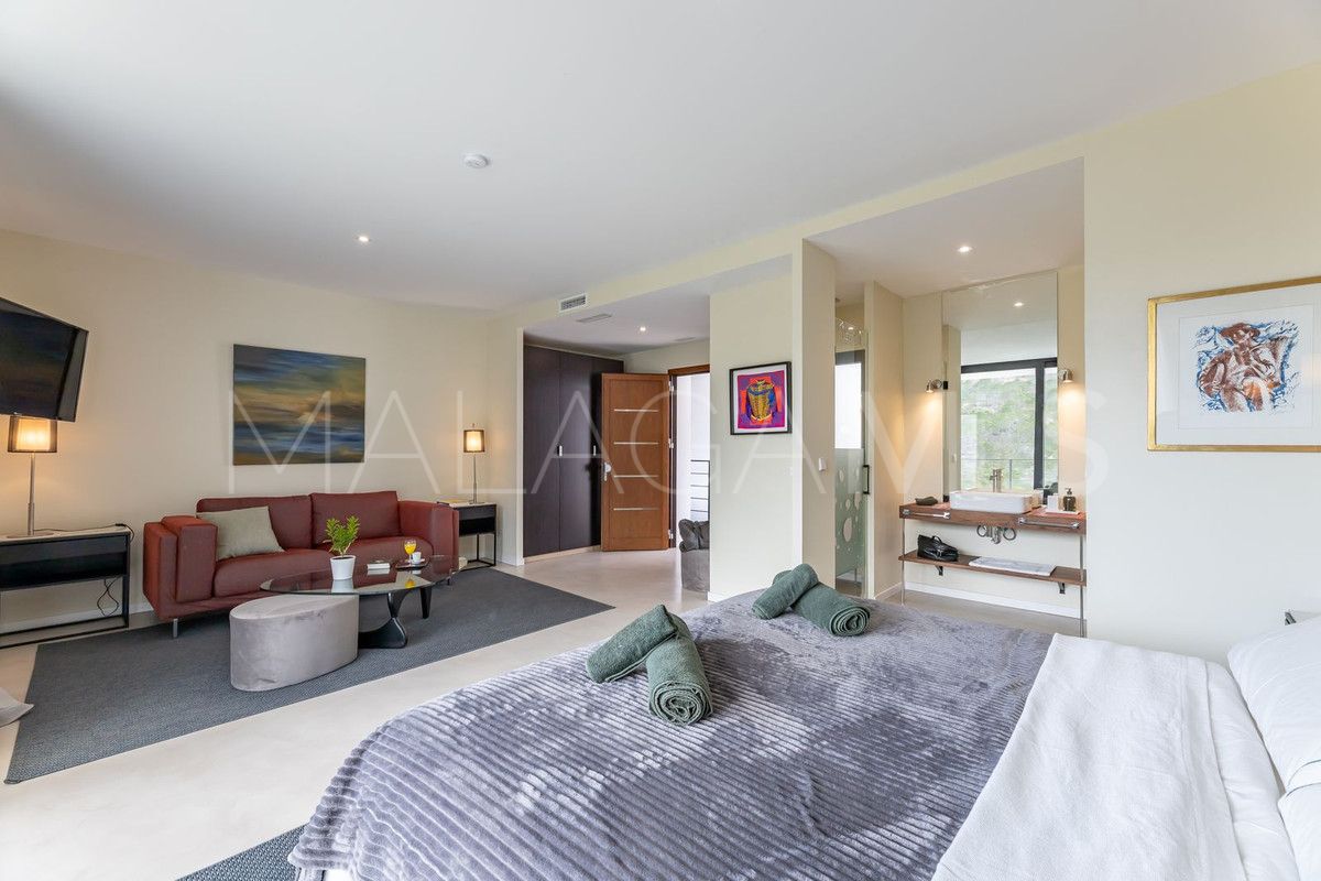 Villa de 6 bedrooms a la venta in Benahavis
