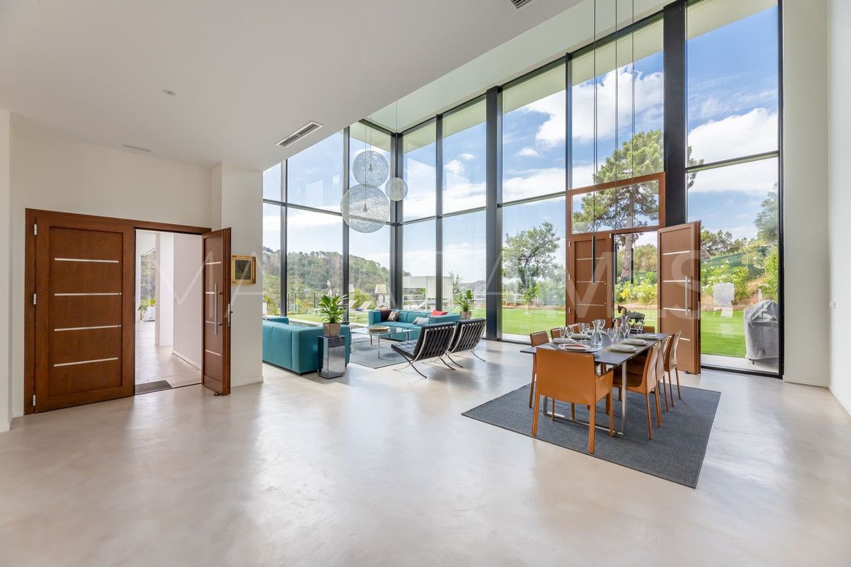 Villa de 6 bedrooms a la venta in Benahavis