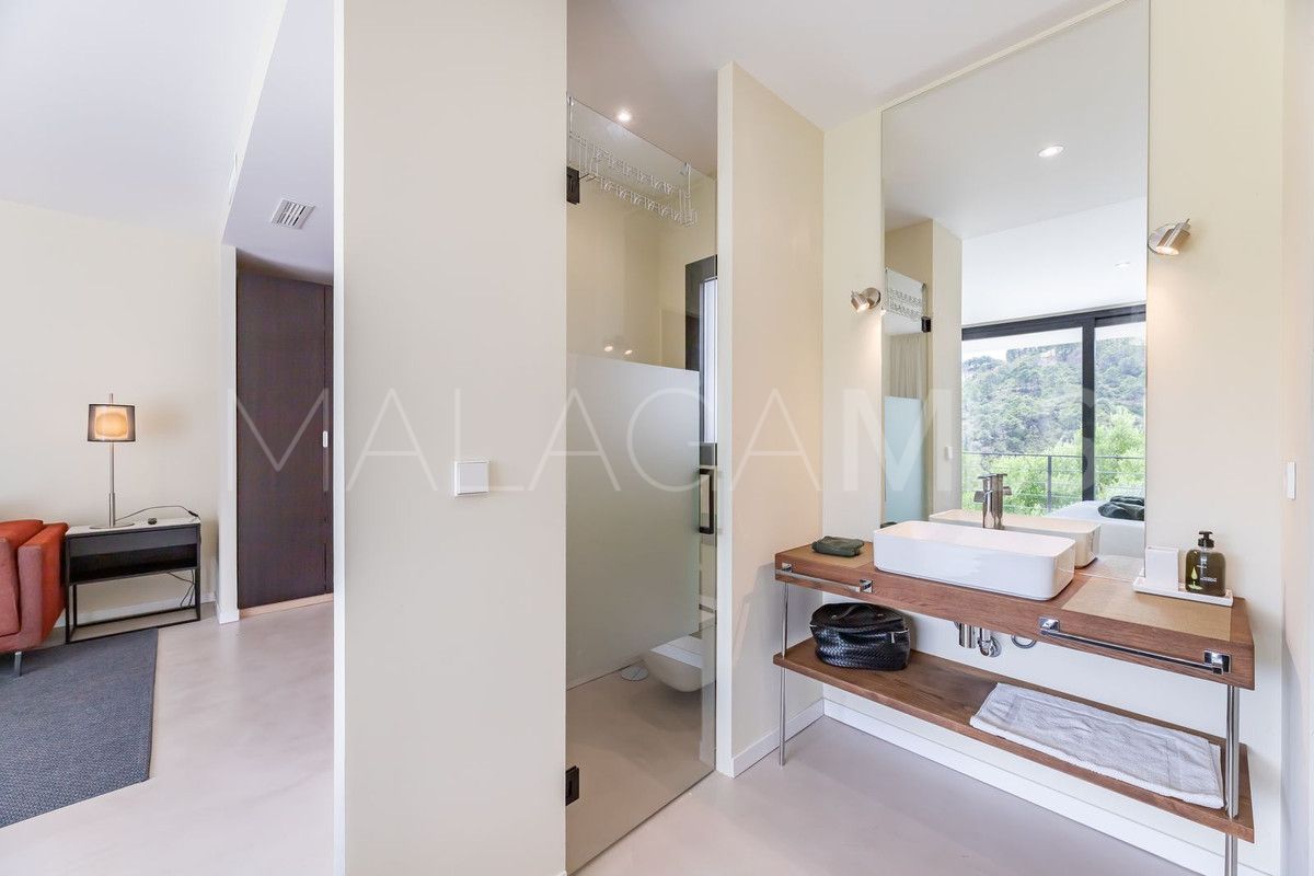 Villa de 6 bedrooms a la venta in Benahavis