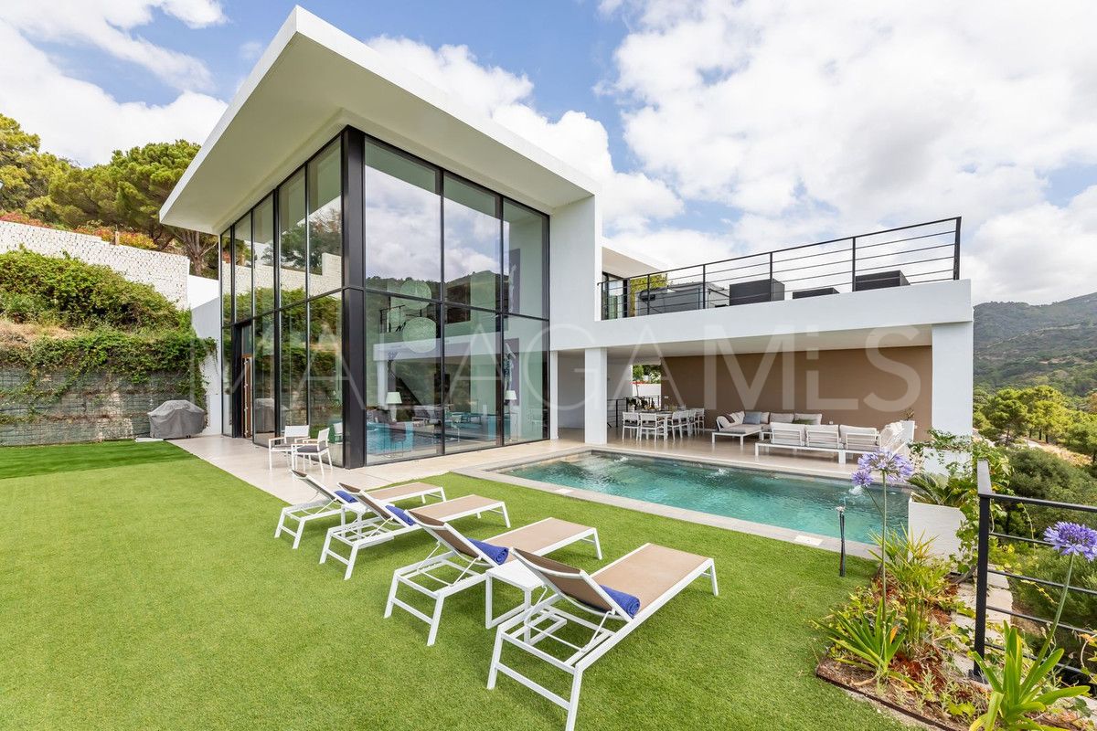 Villa de 6 bedrooms a la venta in Benahavis